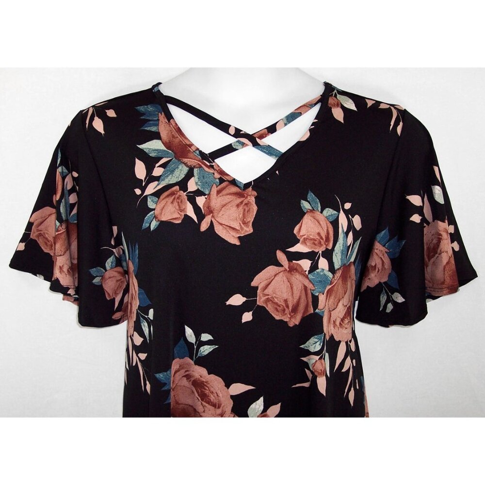 NEW Avenue 22/24 Floral Asymmetrical Short Flutter Sleeves Top - Picture 5 of 14